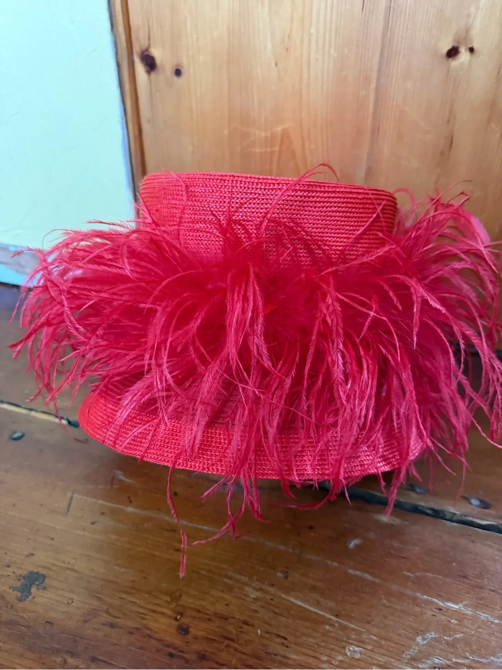 Women's Feather Trim Hot Pink Straw Hat
